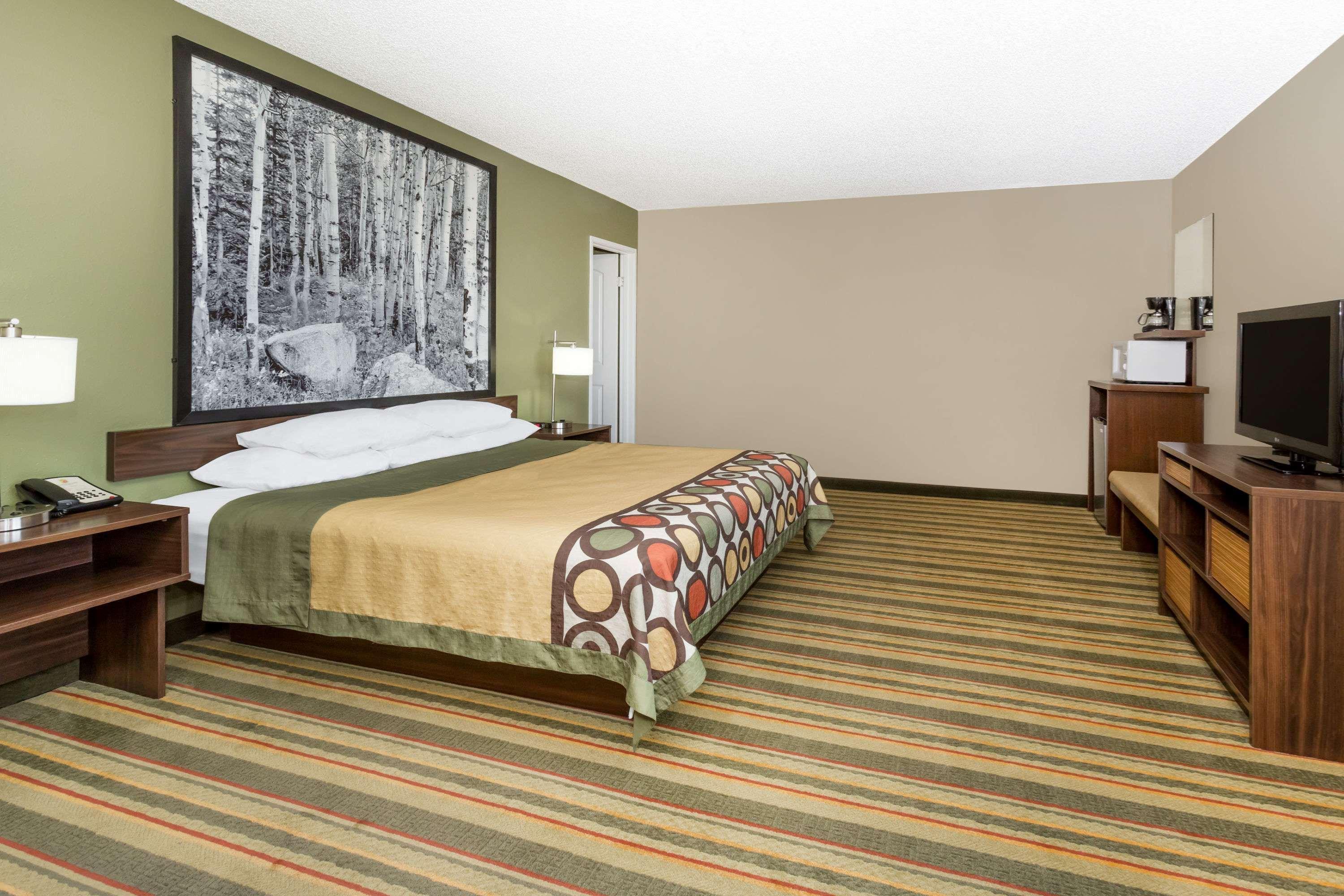 Super 8 By Wyndham Montrose Motel Dış mekan fotoğraf