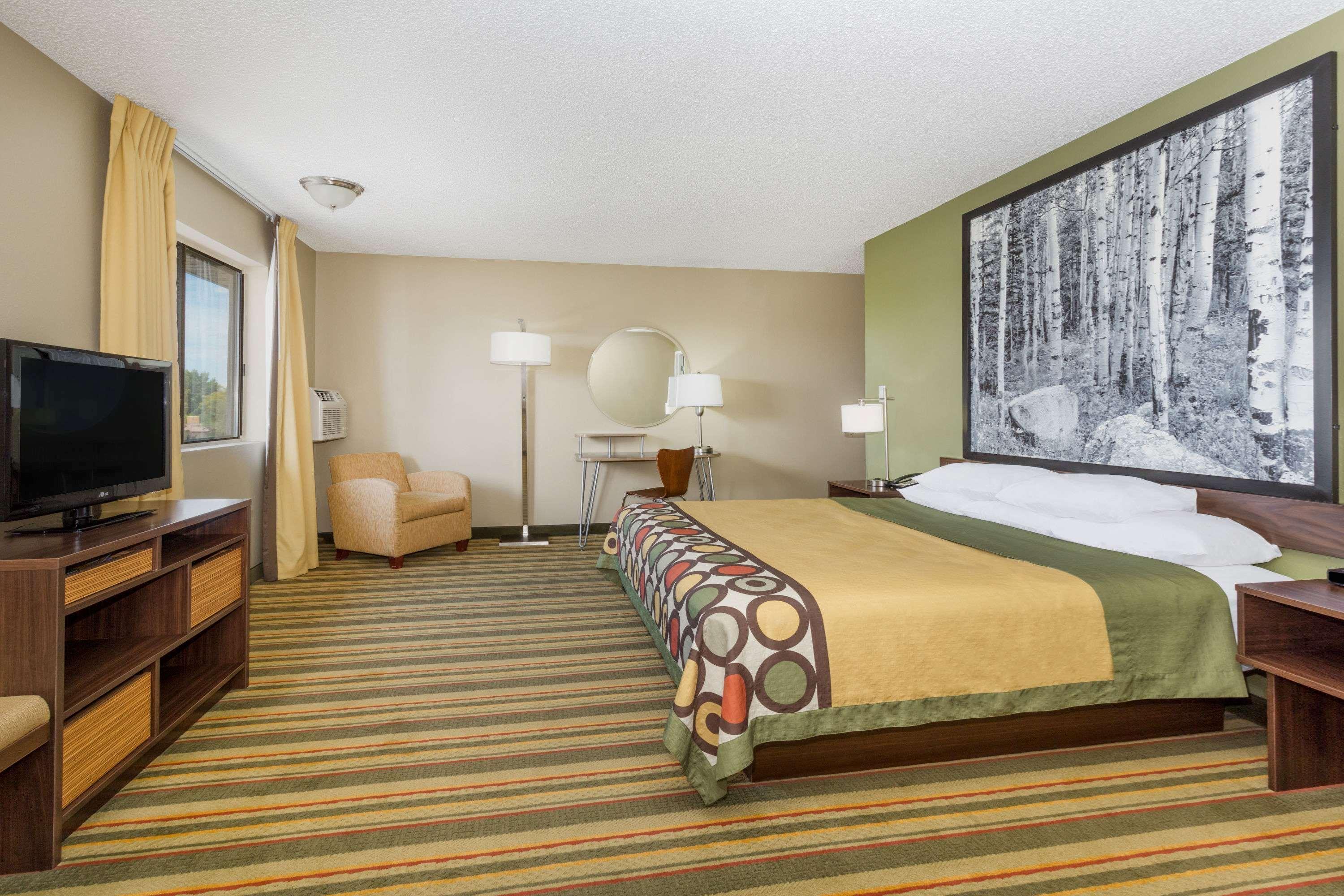 Super 8 By Wyndham Montrose Motel Dış mekan fotoğraf